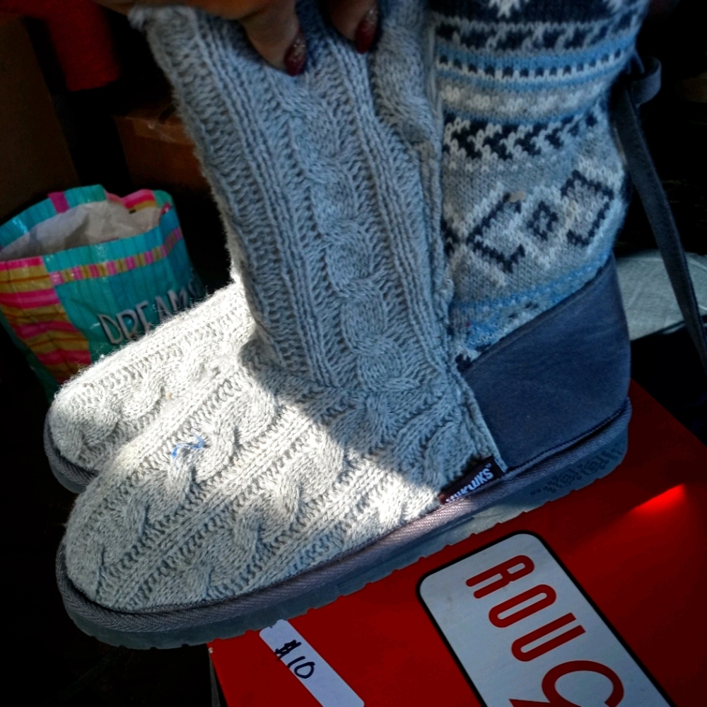 Women's size 9 boots